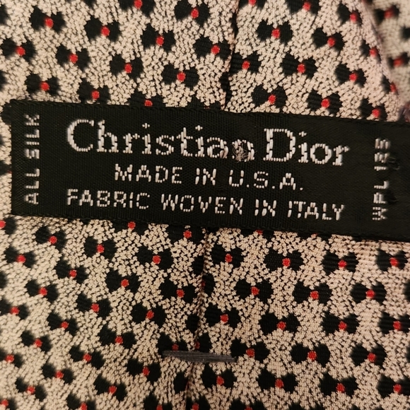 Christian Dior 100% Silk red black and gray.. fabric from Italy - Picture 2 of 3